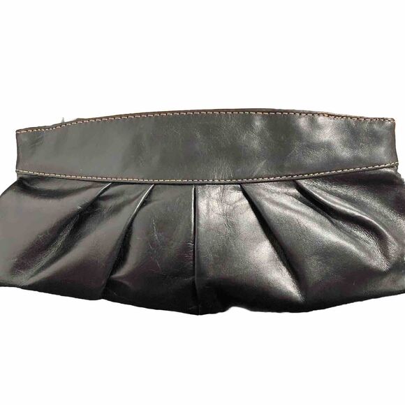 Vintage Y2K Fossil Black Leather Clutch Purse Metal Frame Satin Lining Topstitch - Picture 1 of 10